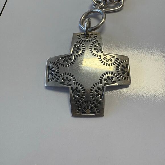 SILPADA 925 Sterling Silver Cross Necklace Toggle Closure Chunky Chain - Picture 6 of 9